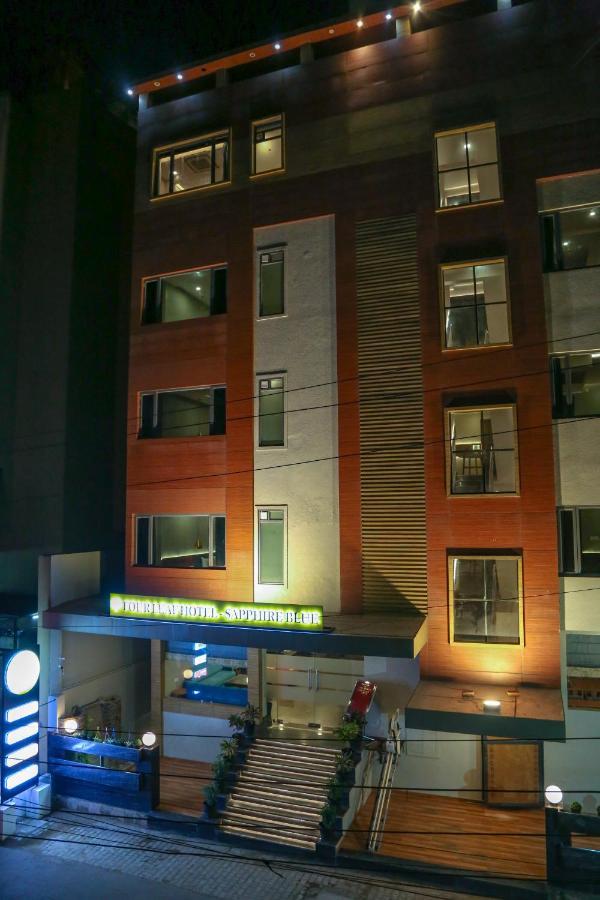 Four Leaf Hotel - Sapphire Blue, Varanasi Eksteriør billede