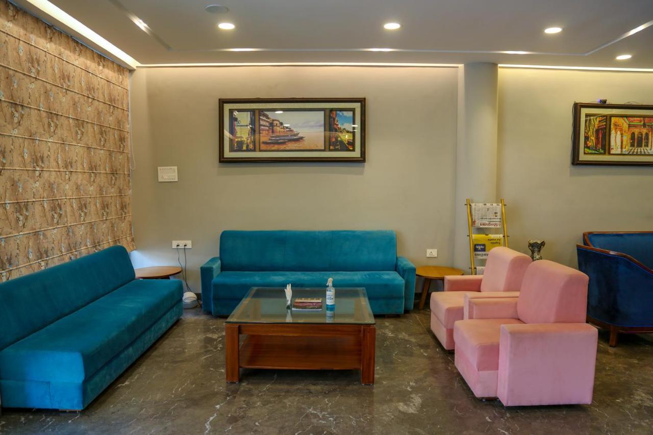 Four Leaf Hotel - Sapphire Blue, Varanasi Eksteriør billede